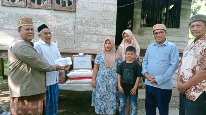 IWATAN Serahkan Bantuan untuk Korban Kebakaran di Matang Mane