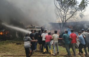 Delapan Rumah Warga Terbakar di Dewantara, Diduga Akibat Korsleting Listrik