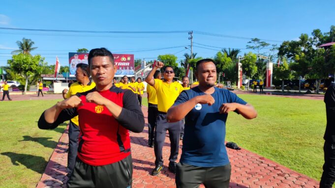 Liputan Terguncang! Jurnalis Aceh Utara Tersesat di Barisan Senam Polisi