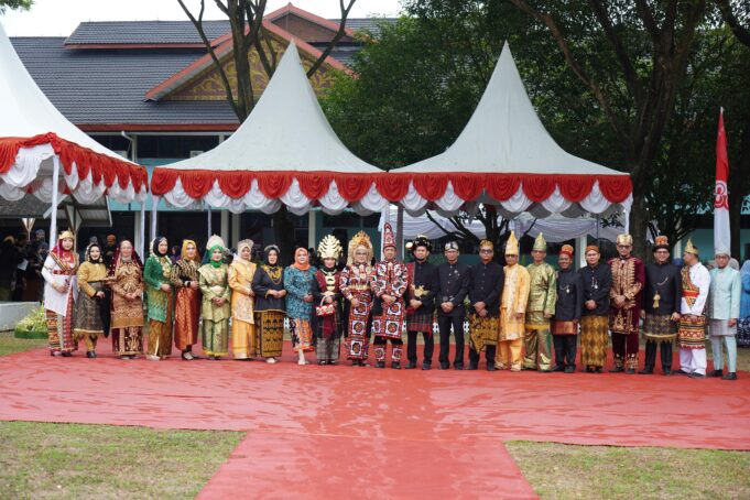 Gelar Upacara HUT ke-80 RI, PT PIM Tegaskan Komitmen pada Ketahanan Pangan Nasional