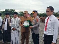 Ungkap Kelompok Aliran Sesat, Bupati Ayahwa Beri Penghargaan untuk Polisi