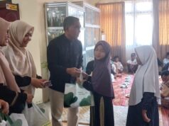 Syiarkan Nilai Islam Lewat Maulid Nabi, SMAN 1 Lhokseumawe Santuni Puluhan Anak Yatim