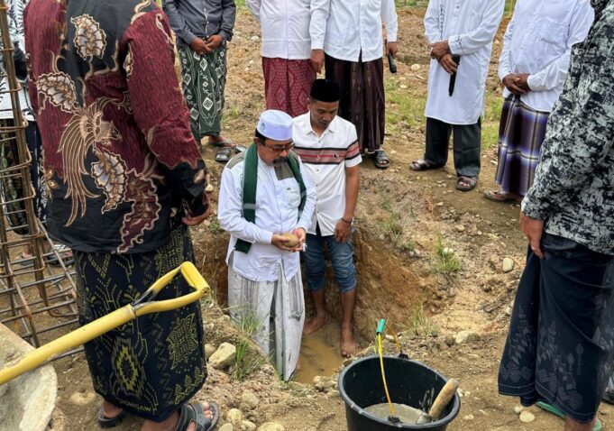 Peletakan Batu Pertama Pembangunan Masjid Nurussalam Gampong Plu Pakam