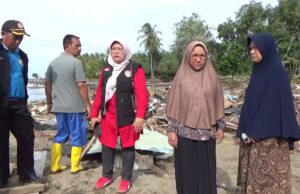 Donasi Disdikbud dan PGRI Aceh Utara Tersalurkan, Guru Korban Banjir Dapat Uluran Tangan