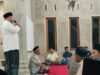 Malam Pertama Tarawih, Tim Syafari Ramadhan Dayah Darul Fata Al-Hanafiyyah Sentuh Hati Warga Gampong Cot Barat