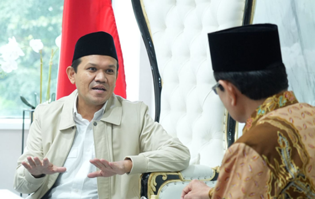 Menteri-Agama-Nasaruddin-Umar-melakukan-audiensi-bersama-Wakil-Gubernur-Aceh-Fadhlullah-Selasa-640x405-1