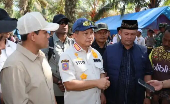 Langkahan Jadi Perhatian, Mendagri dan Fadhlullah Serahkan Bantuan