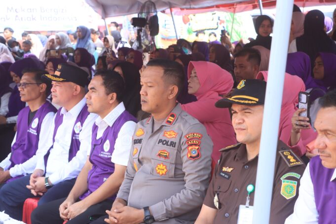 Ratusan Personel Polres Aceh Utara Amankan Rangkaian Hari Posyandu Nasional