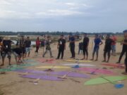 Delapan Belas Layangan Melaju ke Final Turnamen Layang Tunang di Lapangan Bangka