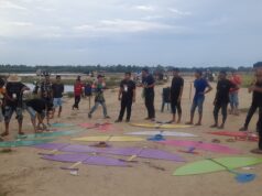 Delapan Belas Layangan Melaju ke Final Turnamen Layang Tunang di Lapangan Bangka