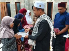 Menyantuni Anak Yatim Jelang Idul Adha, Gampong Cot Barat Raih Keberkahan