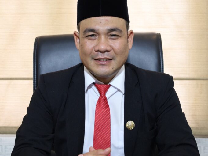 Wujudkan Generasi Aneuk Meutuah Aceh Utara, Muhammad Johan Ajak Ayah Antar Anak di Hari Pertama Sekolah