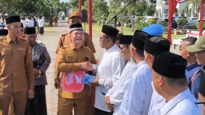 852 Motor Untuk Imum Gampong Resmi Diserahkan Demi Memperkuat Syariat Islam hingga Pelosok Desa