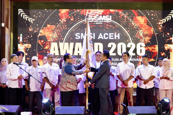 20 Tokoh dan Institusi Terima SMSI Award, Apresiasi untuk Pengabdian dan Kontribusi bagi Aceh