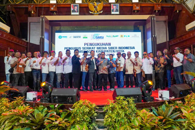 Perkuat Organisasi Media Siber, SMSI Lantik Pengurus di 10 Kabupaten/Kota Aceh